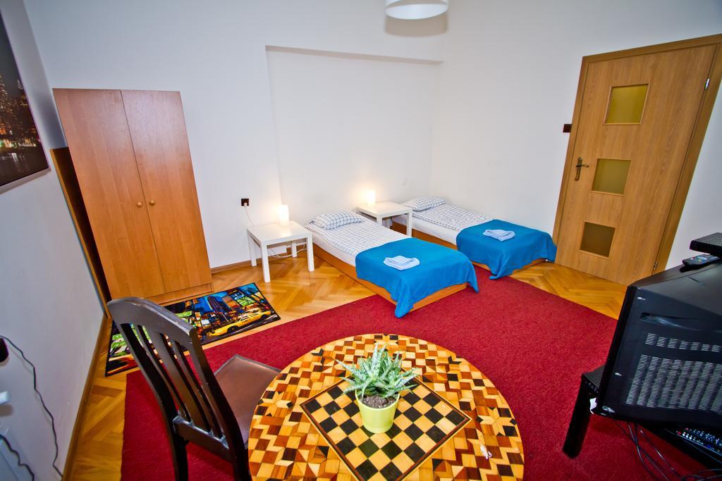 B Movie Guest Rooms Kraków Pokój zdjęcie